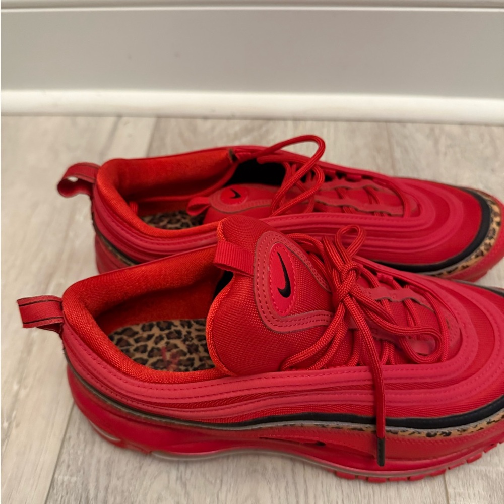 Red air max 97